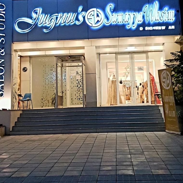 Jugnu  salon f-7 MARKAZ Islamabad 