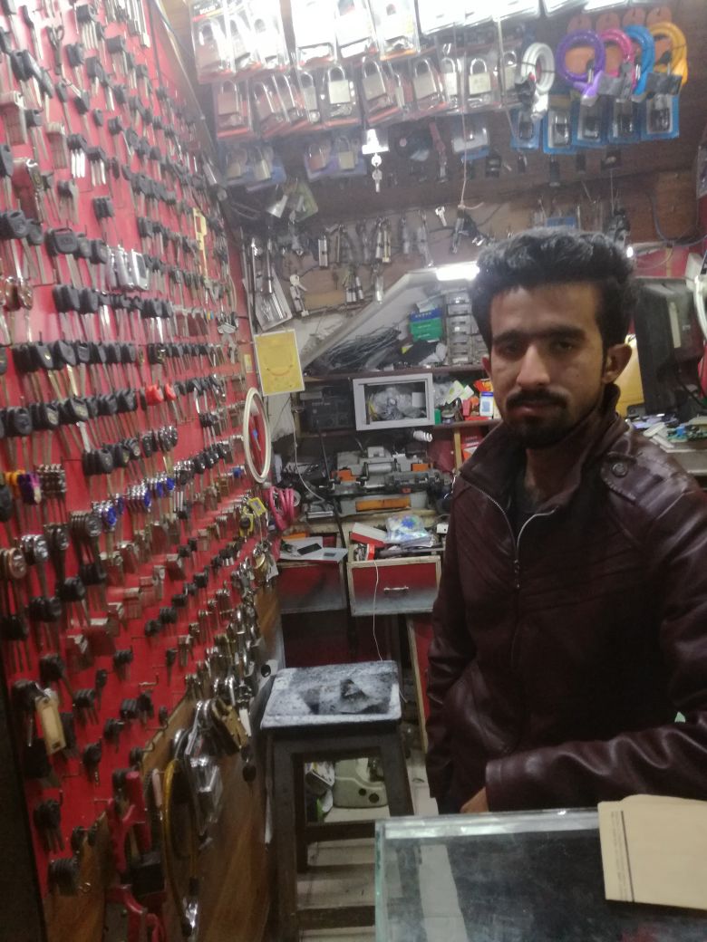 Sheikh Rizwan Brothers  Key Maker